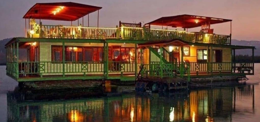 Houseboat Restaurant Menu